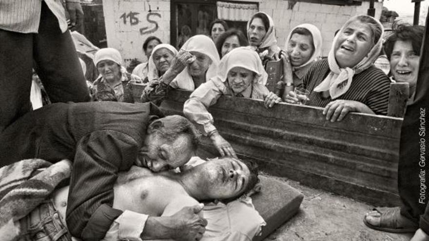 'Creadores de conciencia', el testimonio gráfico de 40 fotoperiodistas españoles, llega a Córdoba