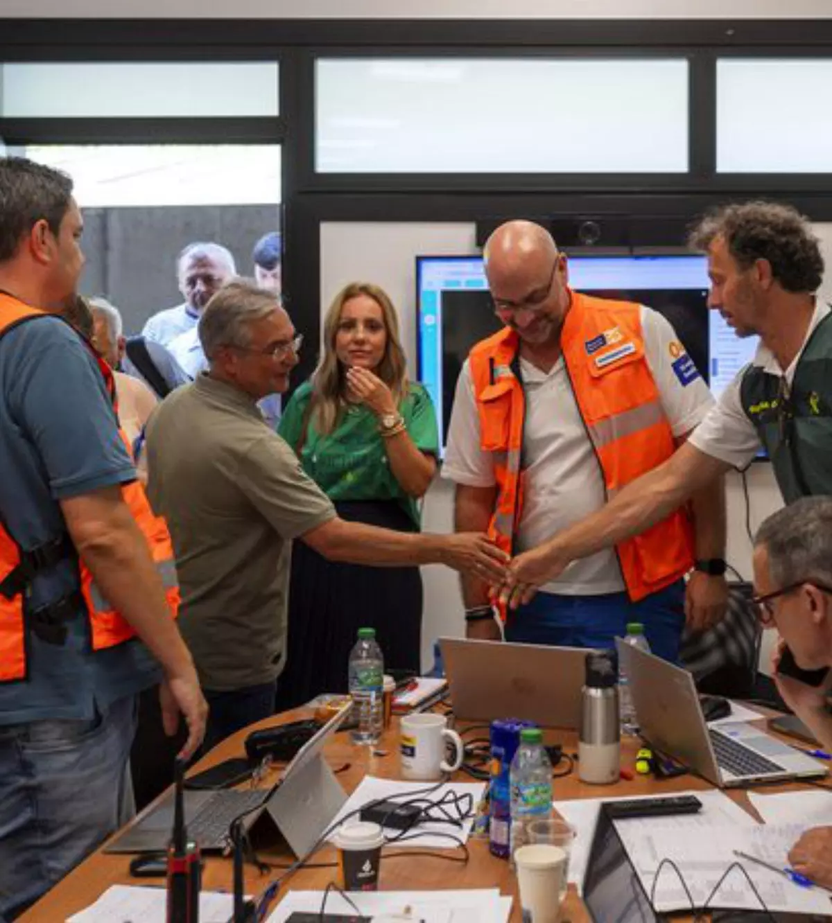 Menor pone en valor la cooperación institucional contra el fuego