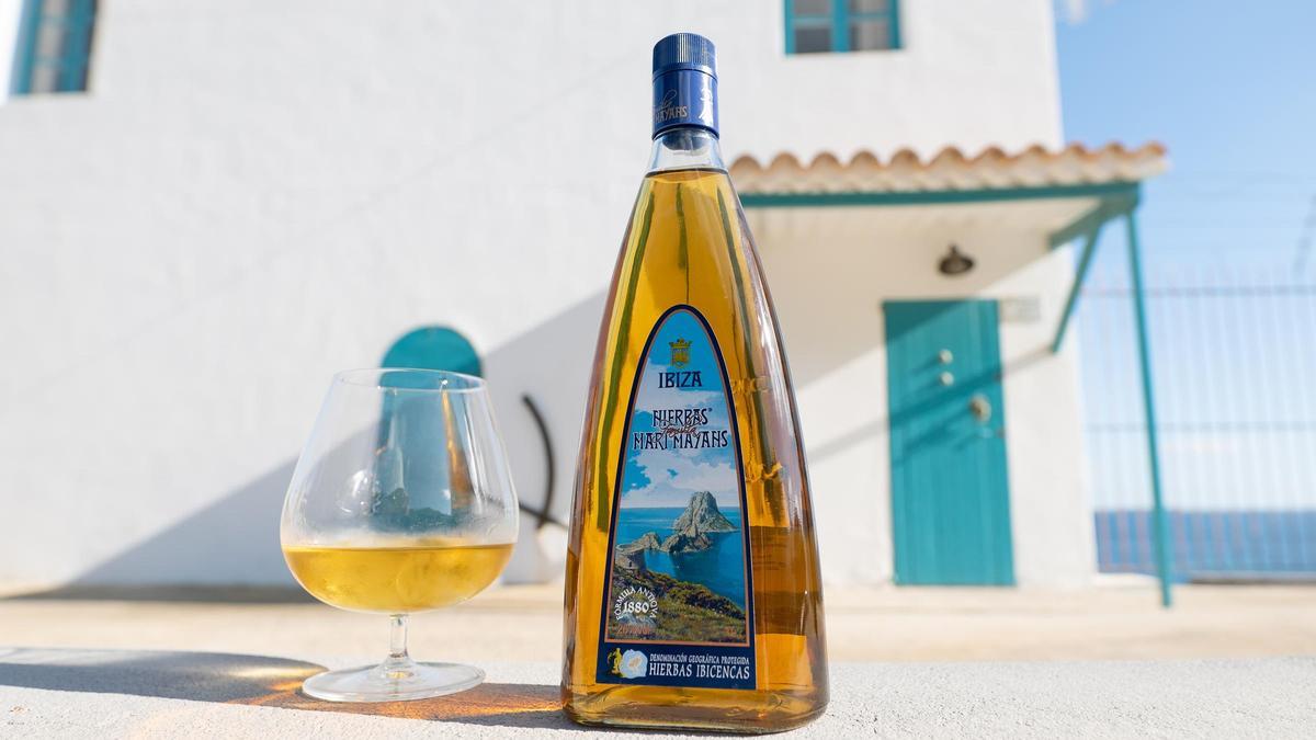 Hierbas Ibicencas Familia Marí Mayans, a true icon of traditional Ibiza liqueurs.