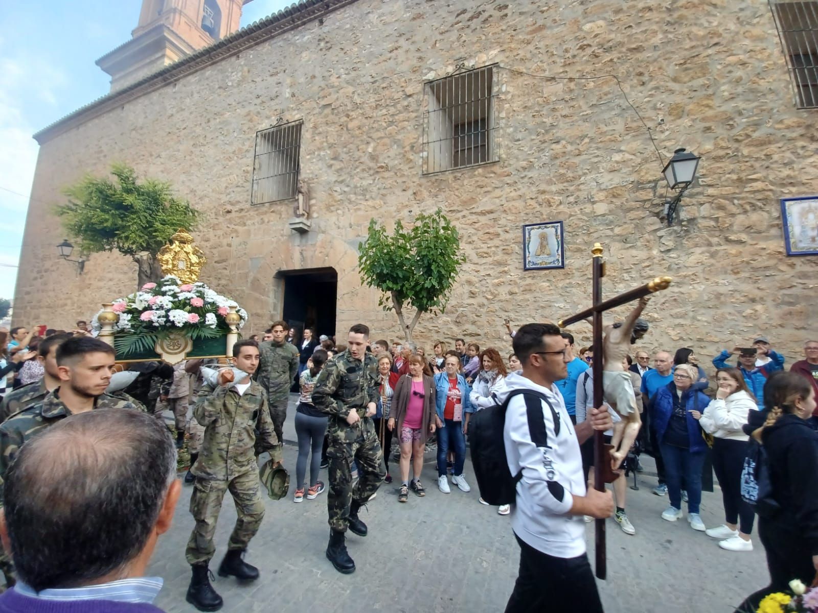 La rogativa de la Cueva Santa de Alcublas, en imágenes