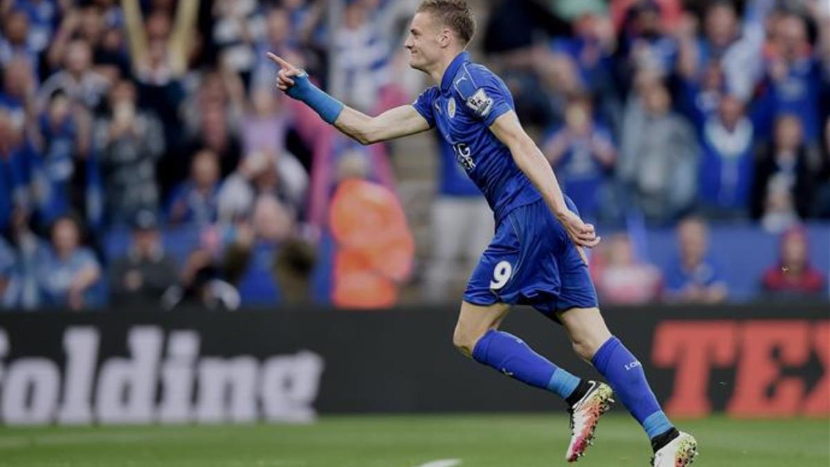 Vardy estará cuatro años más en Leicester