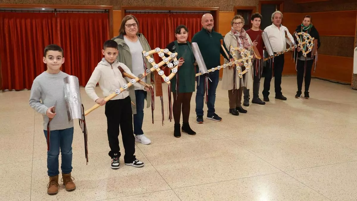 Charrascas, cristos e roncos entran a redobre no dicionario galego