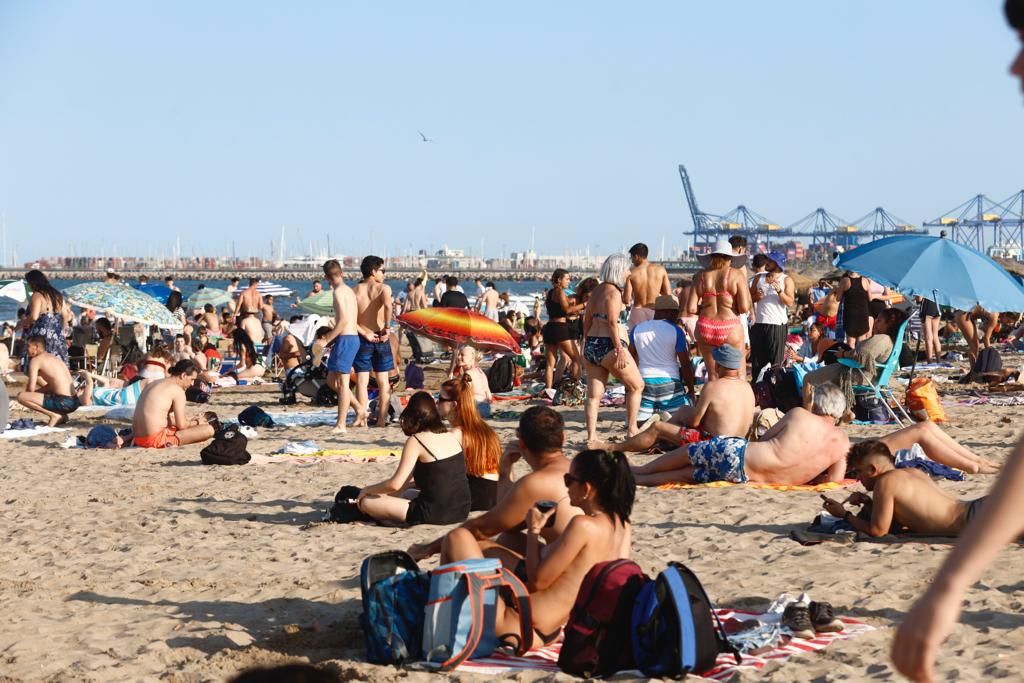 Todas las fotos de la Noche de San Juan en València