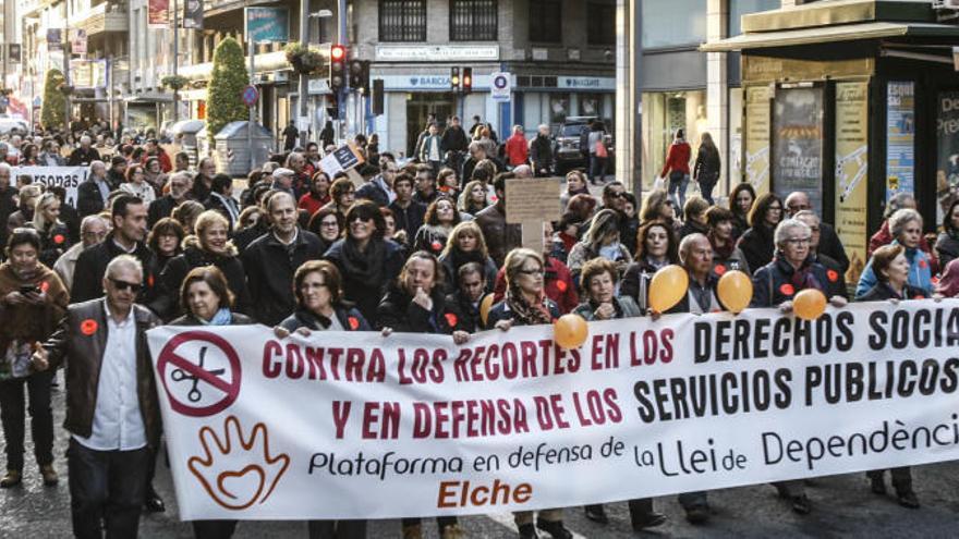 Una manifestación en defensa de la Ley de Dependencia en Alicante, en imagen de archivo