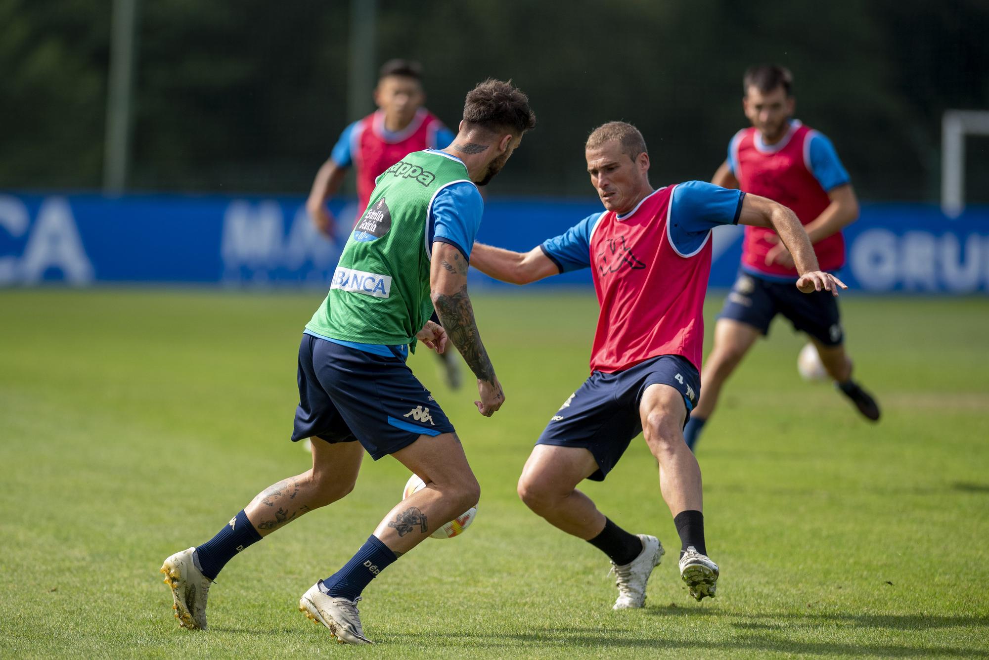 Kuki Zalazar ya se entrena con sus nuevos compañeros del Deportivo