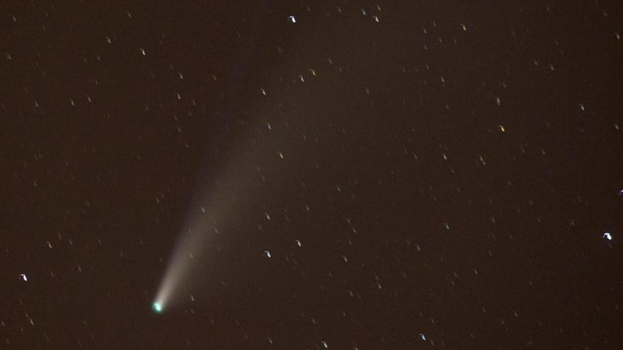 El cometa C/2020 sobre los cielos de Fuerteventura.
