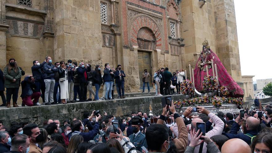 La Virgen de Araceli recorre las calles de Córdoba