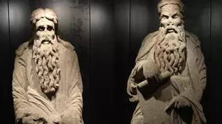 Santiago estudia el lugar para las estatuas del Mestre Mateo, que será de acceso público