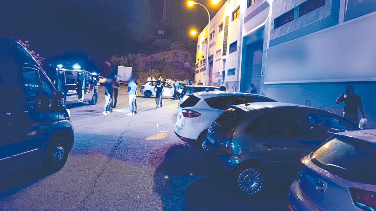 La Policía Local desaloja varias fiestas antiCovid en Las Palmas de Gran Canaria