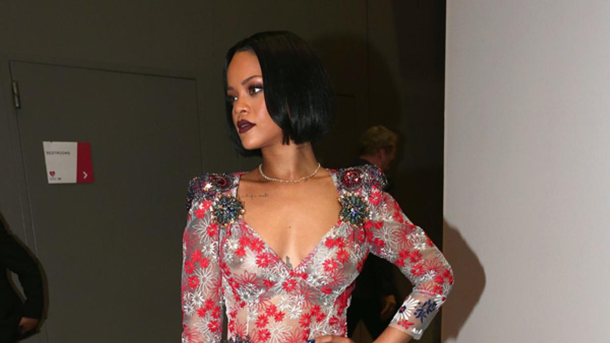 El vestido de Rihanna en el MusiCares 2016