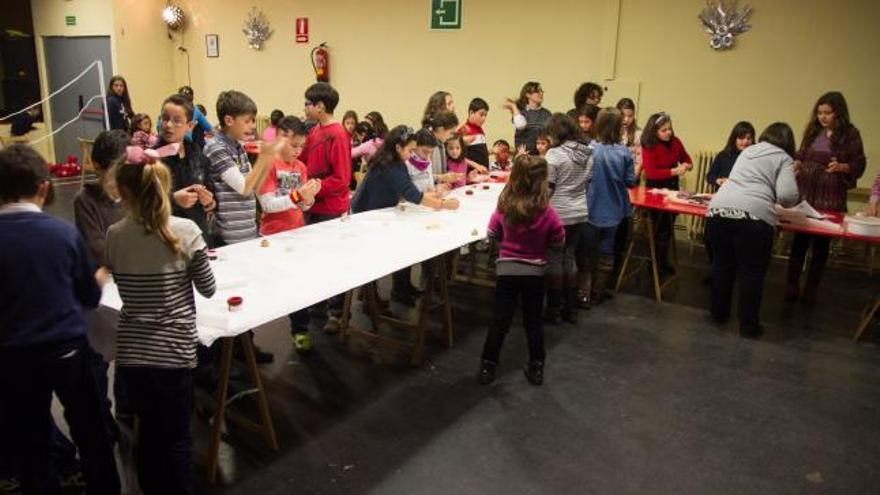 Taller de cocina en la Sala Joven Avanti, centro de actividades infantiles.