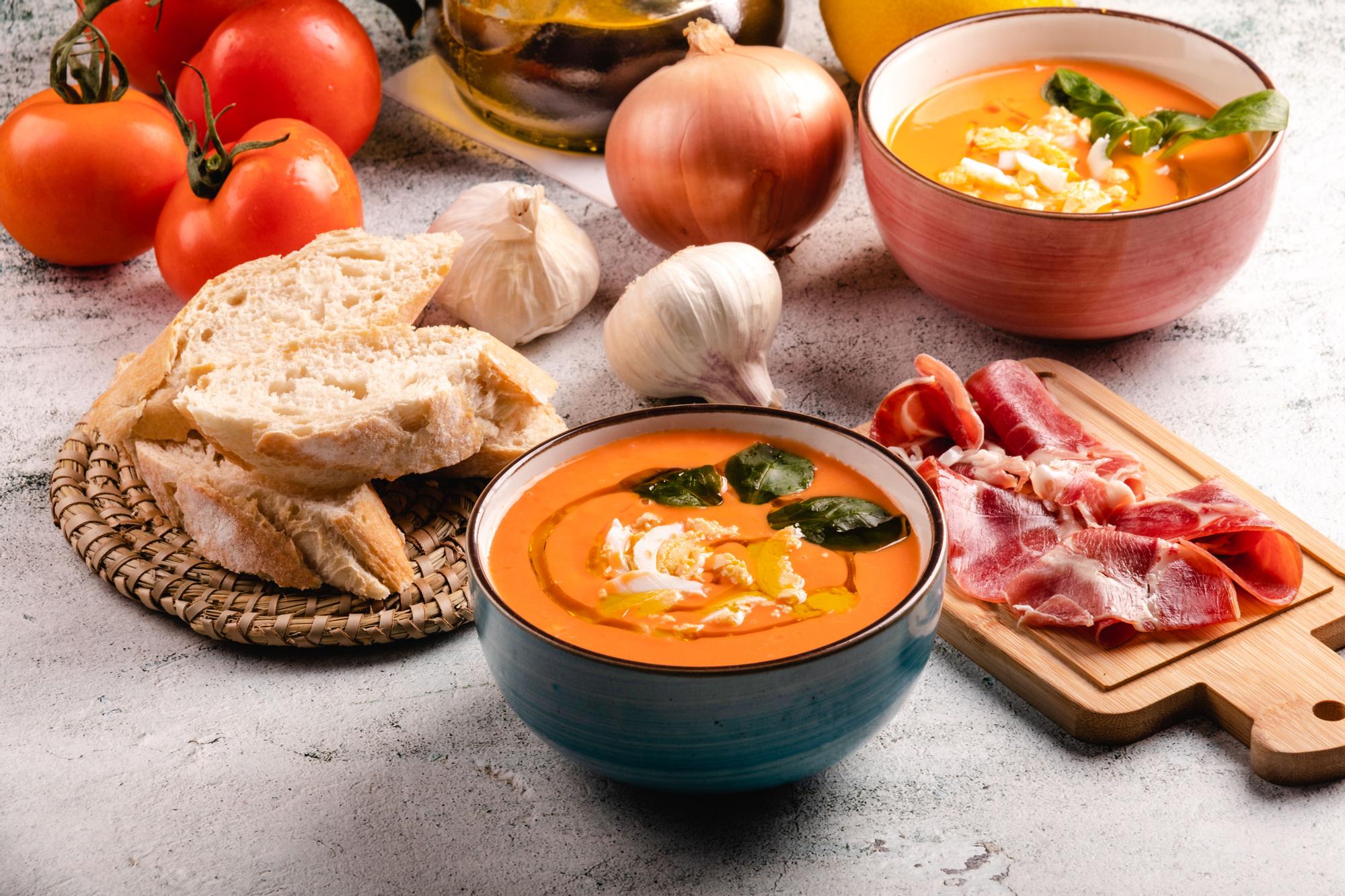 El gazpacho es un plato perfecto para superar los días calurosos.