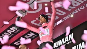 Del Toro ressorgeix en el Giro i guanya l’etapa del Mortirolo