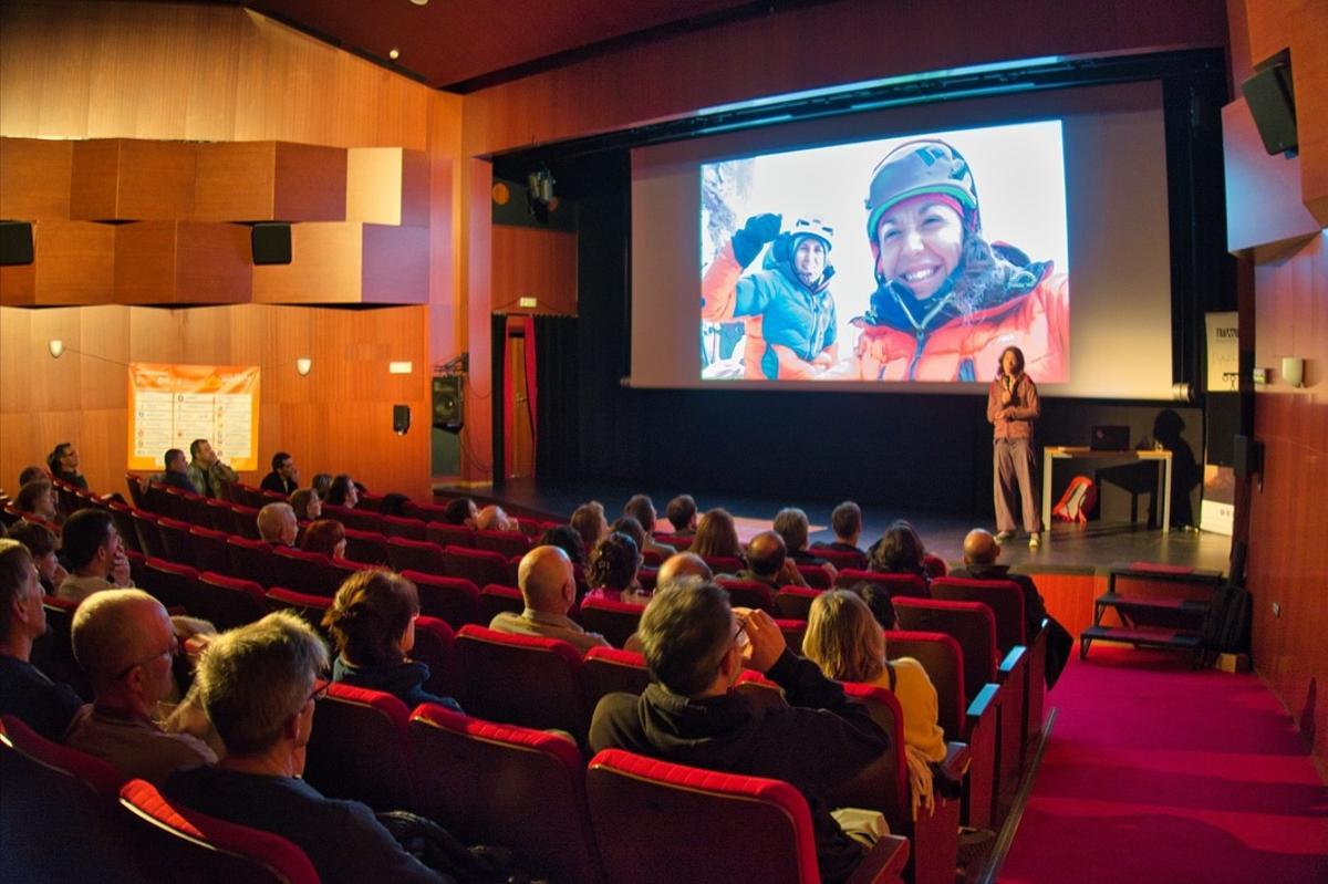 Les projeccions dels documentals són al Teatre Serrano