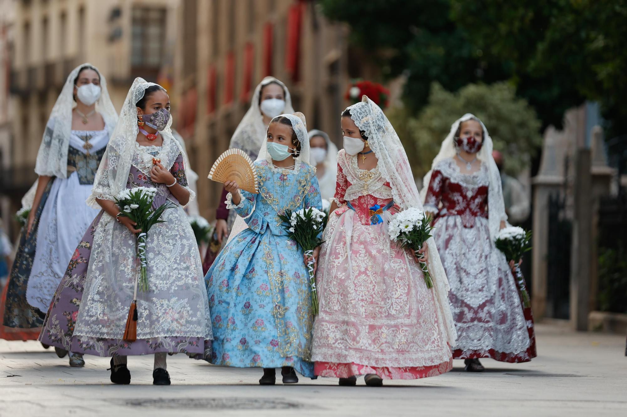 Búscate en el segundo día de Ofrenda por la calle Caballeros (entre las 18.00 y las 19.00 horas)