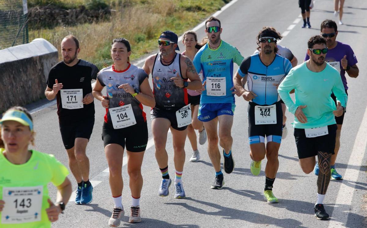 Los atletas David Grille y Gloria Tejado brillan en la Cursa de la Flor de l’Ametller