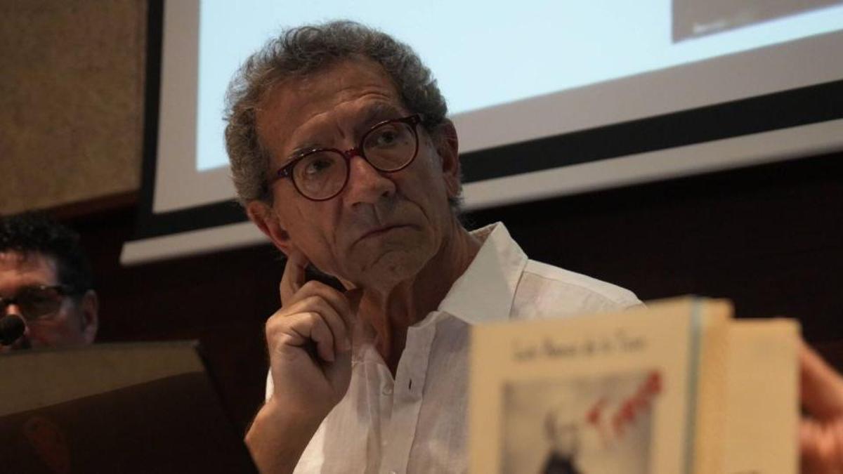El polifacético Luis Ramos en un acto celebrado tiempo atrás.
