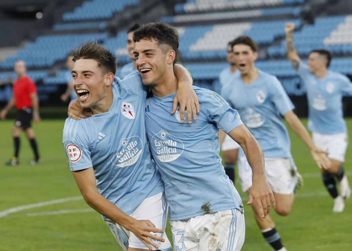 El Fortuna gana y sobrevive a la locura Faro de Vigo