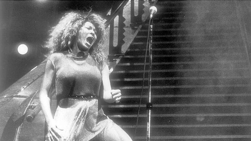 Adiós a Tina Turner, la reina que hizo bailar al mundo... y a El Molinón