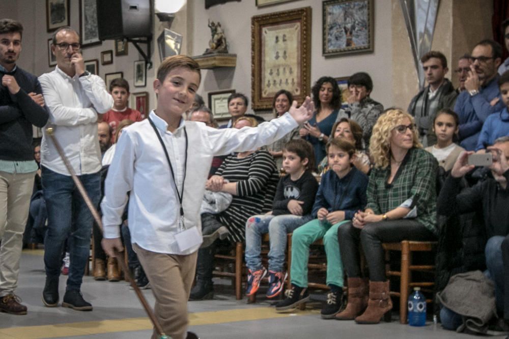 Concurso de sargentos infantiles de los Moros y Cristianos de Alcoy