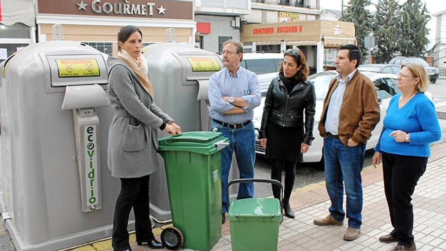 La Diputación promueve el reciclaje de vidrio en los negocios