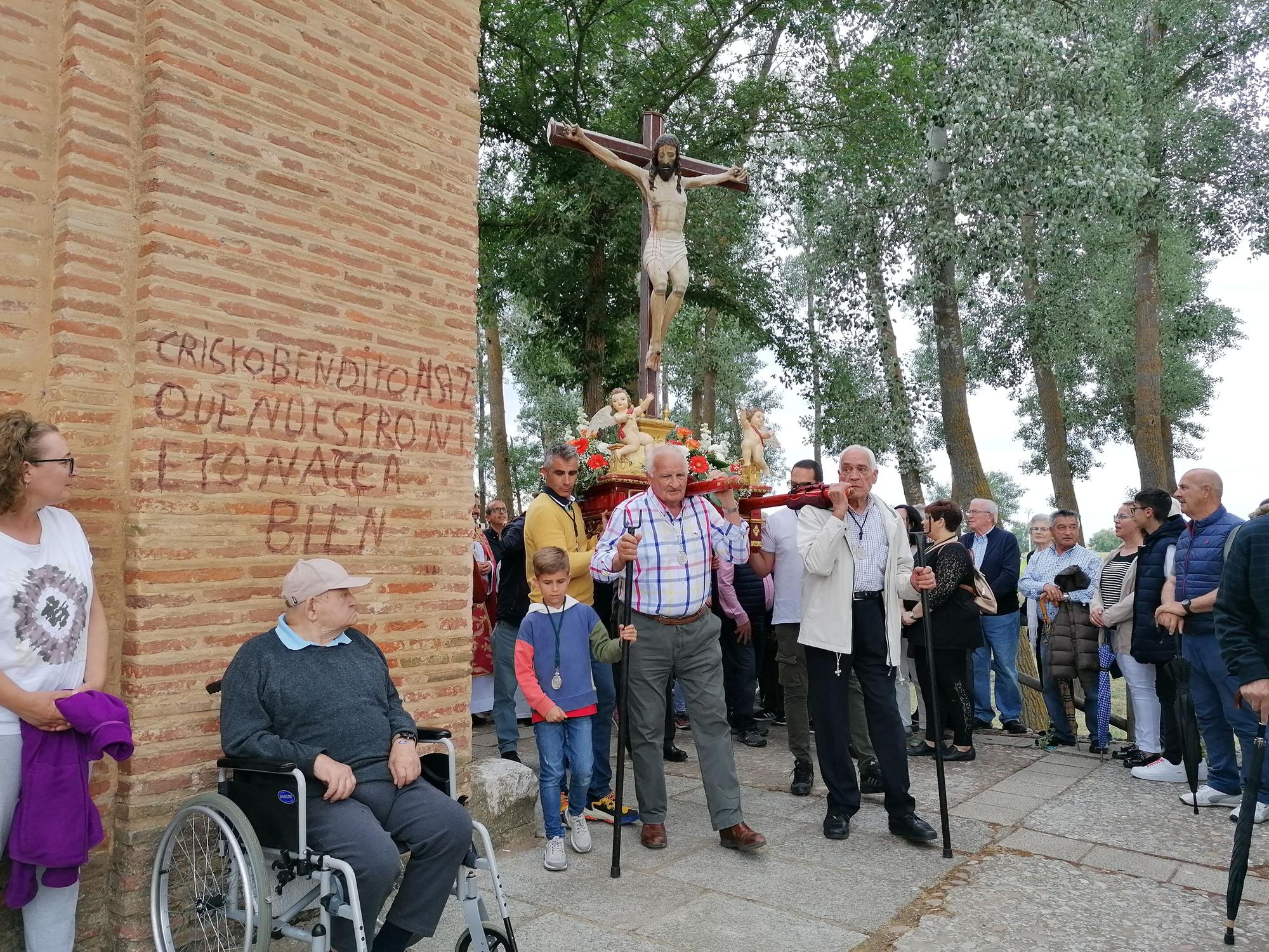 Toro se reencuentra con el Cristo de las Batallas