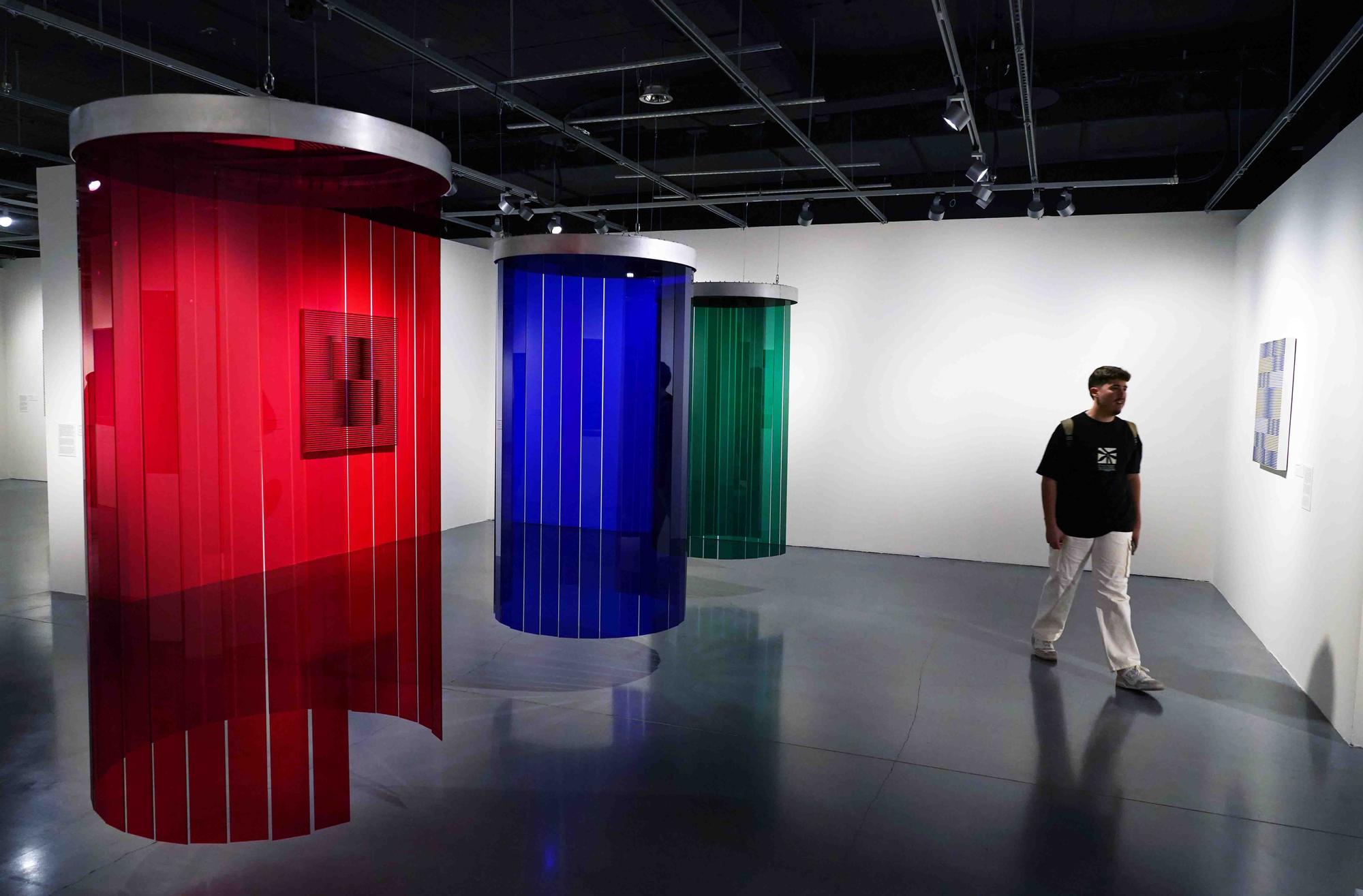 Exposición temporal 'Cruz-Diez. El color en movimiento', en el Centre Pompidou Málaga.