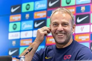 El Barça busca ante el Racing la séptima victoria que hará historia