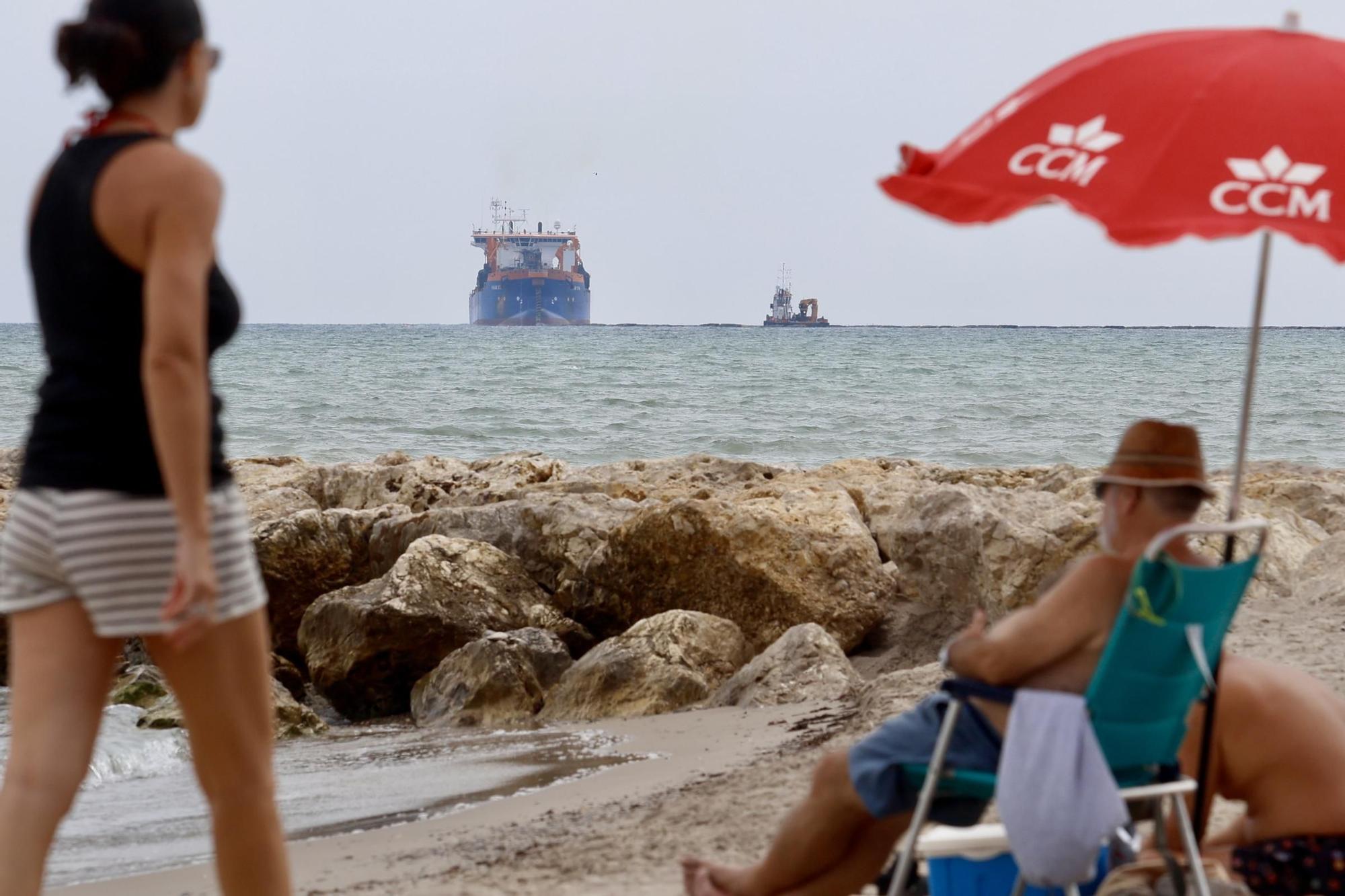 Así van las obras en las playas del sur de València para recuperar la arena