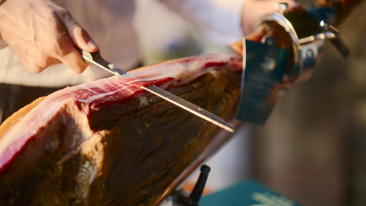 Mantener el jamón en el mejor estado posible es muy importante para su consumo.