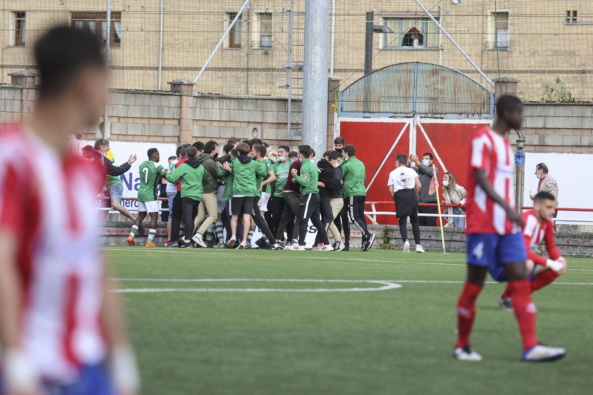 Las mejores imágenes de la jornada de Tercera: Avilés y Llanes, a por la última plaza en Segunda RFEF