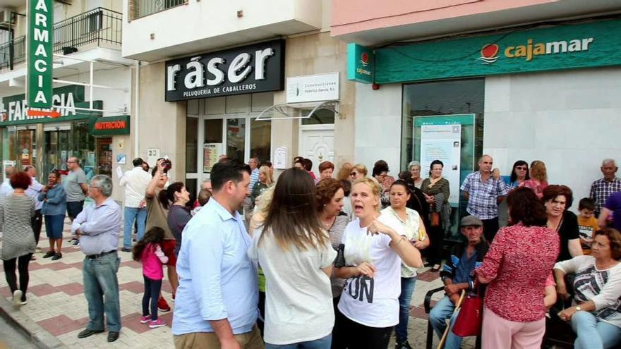 Protesta de los vecinos de Los Prados