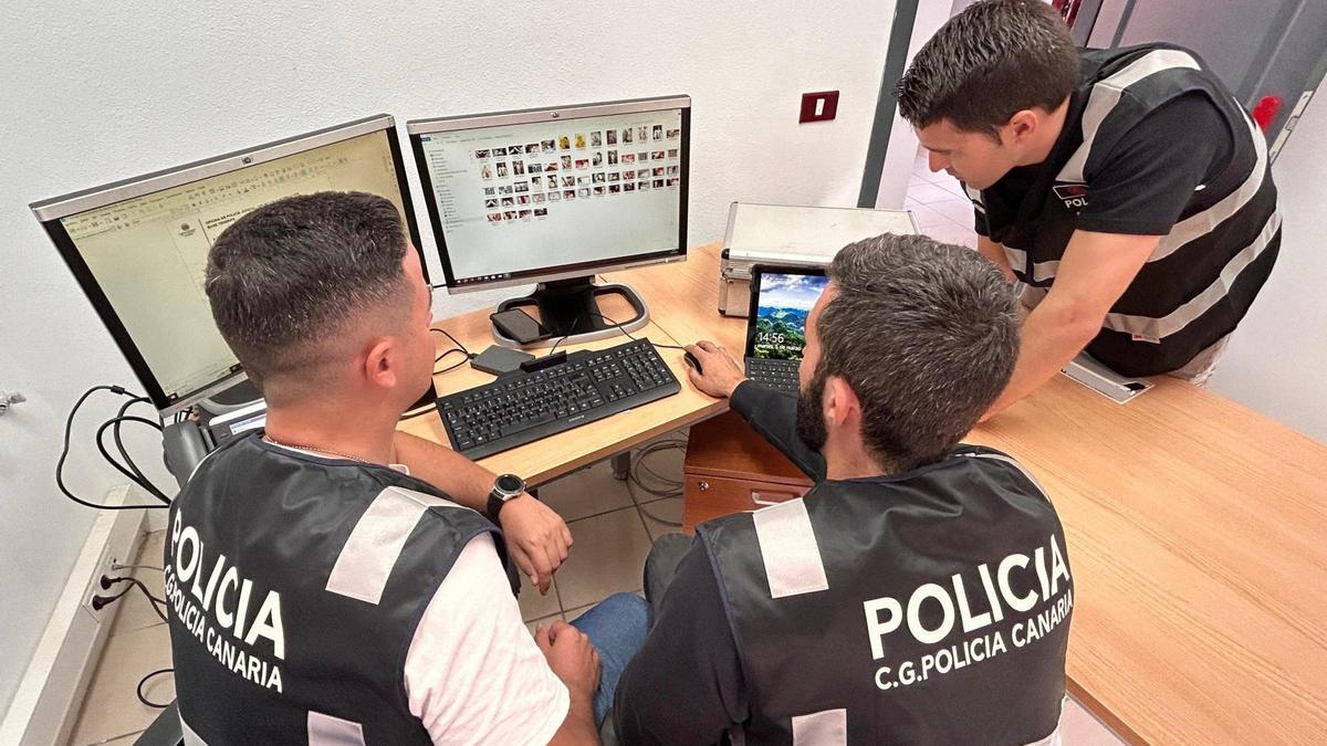 Agentes del Cuerpo General de la Policía Canaria