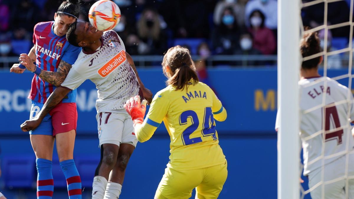 Un partido la Liga Iberdrola entre el Barcelona y el Eibar.