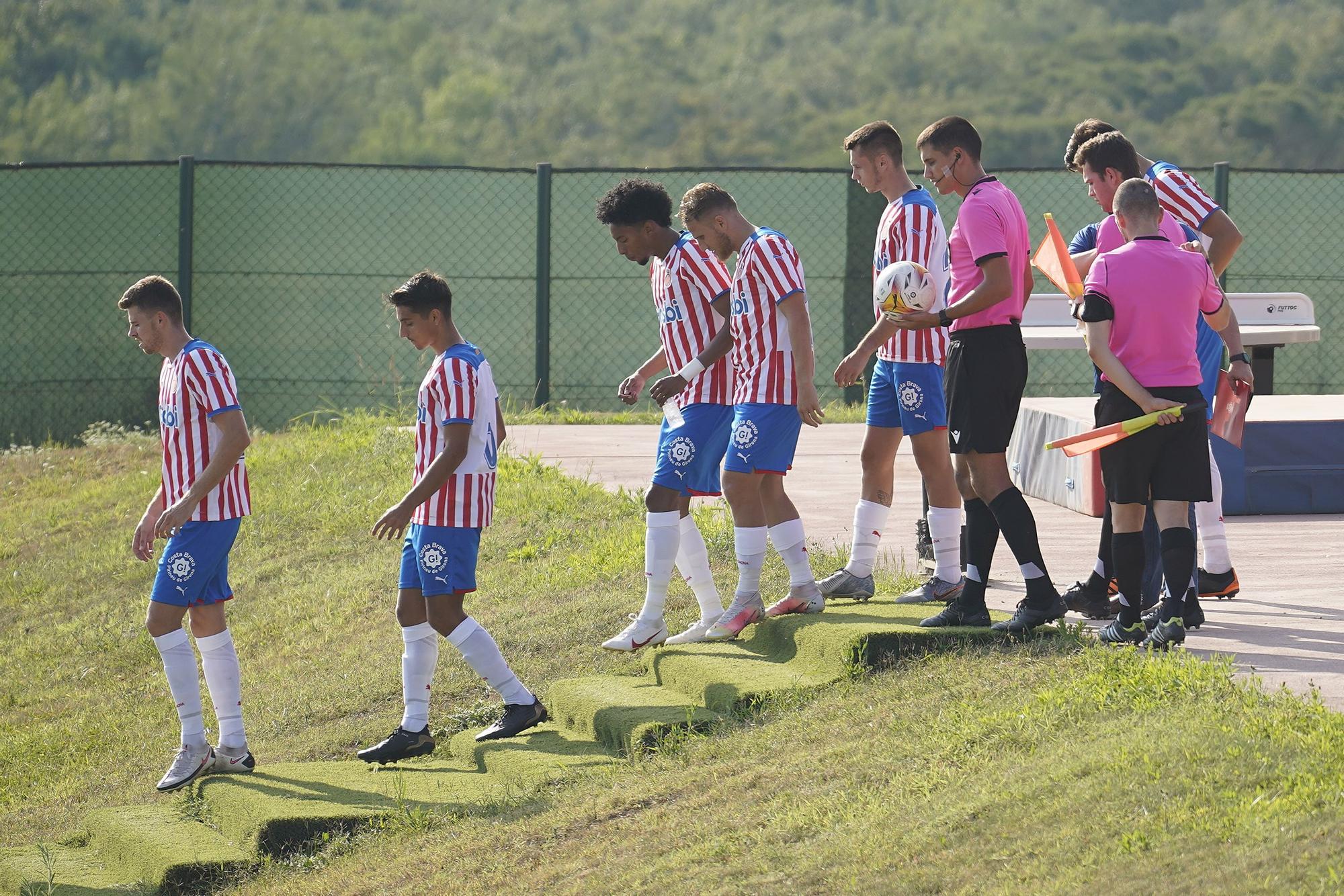 Stuani resol la primera victòria