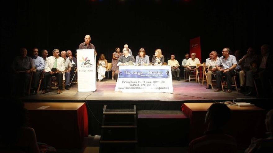 Los vecinos conmemoran la llegada del ferrocarril a la estación del Norte