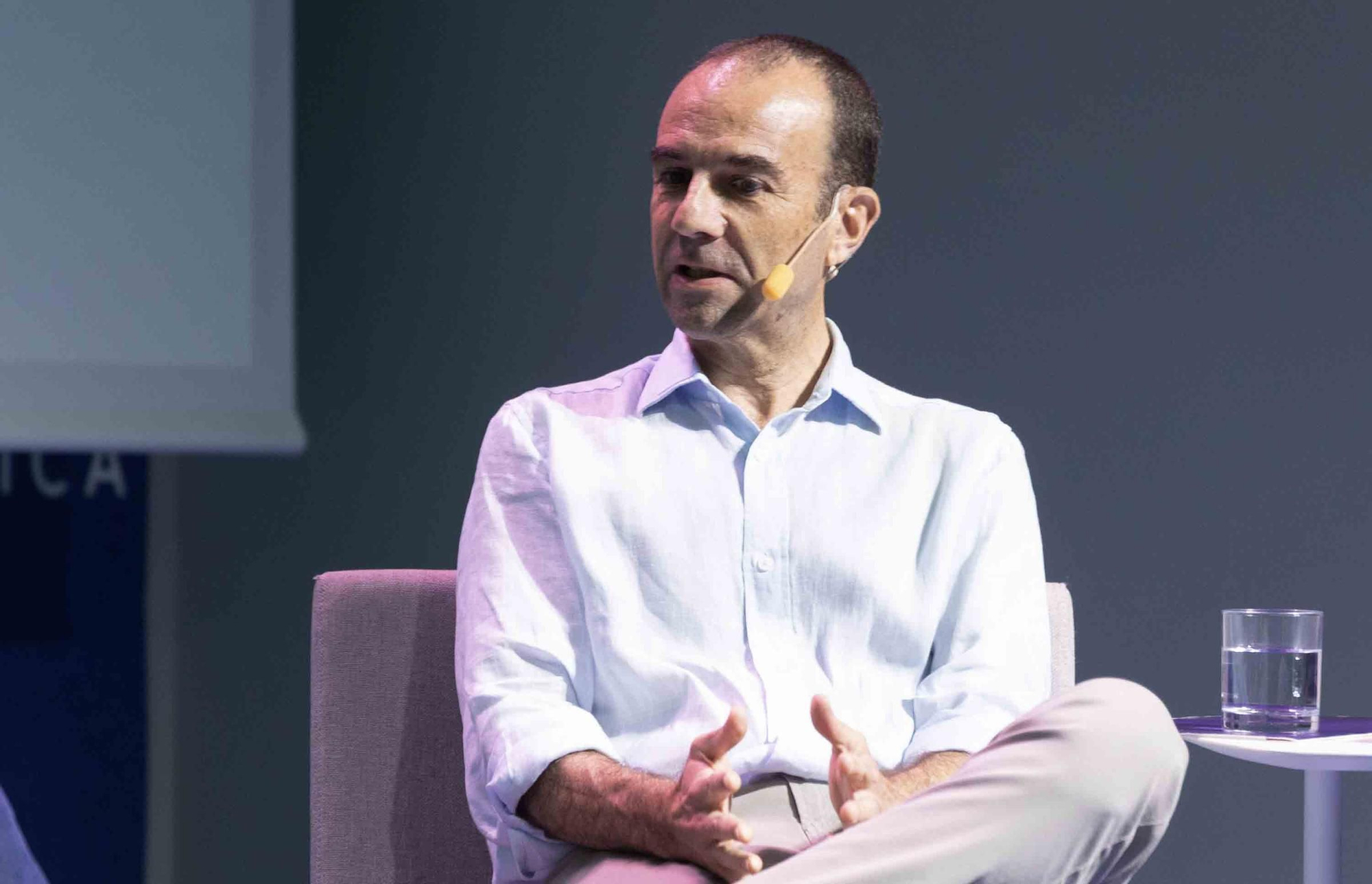 Jornada "Comunicación y Turismo": Reinventando los destinos a través de las emociones, organizado por DIRCOM