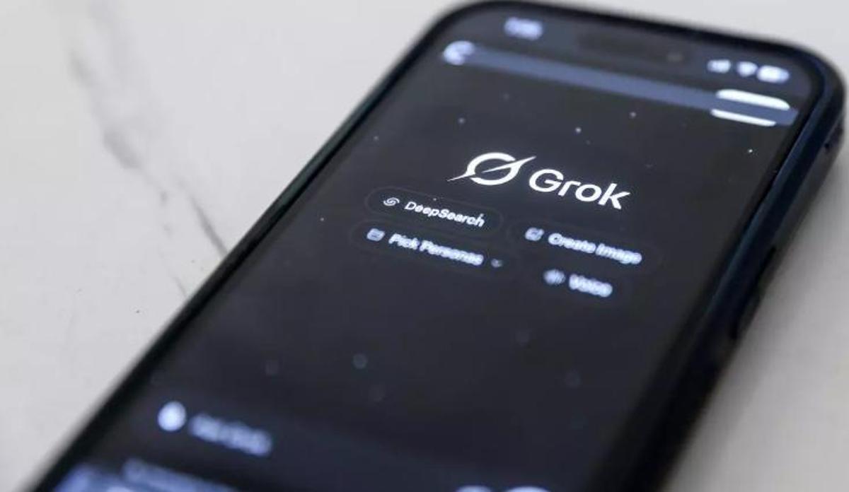 La xarxa social Grok