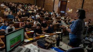 Els rectors volen que la mala escriptura resti punts a les PAU