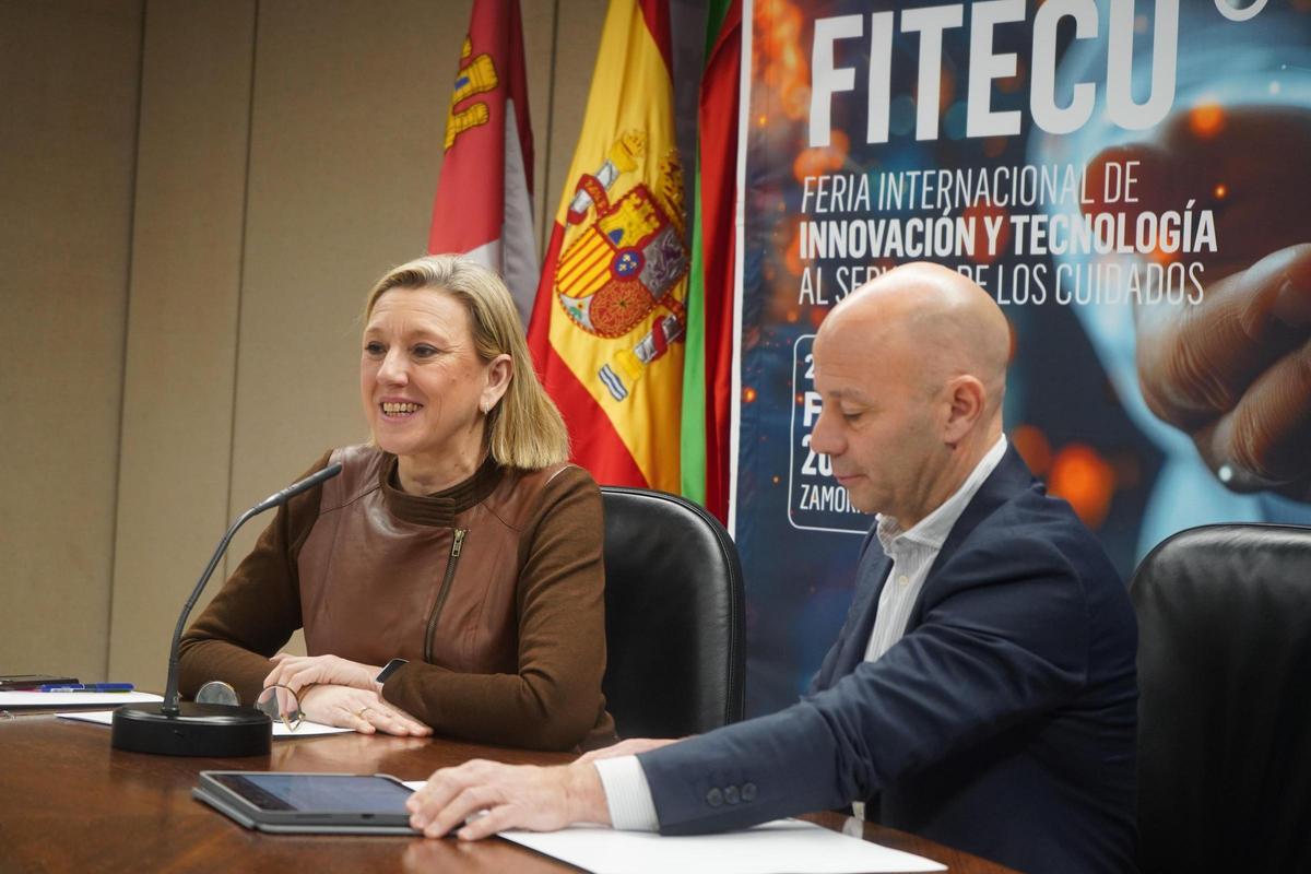 Isabel Blanco, vicepresidenta de la Junta de Castilla y León, y Pablo Gómez, presidente del Clúster SIVI