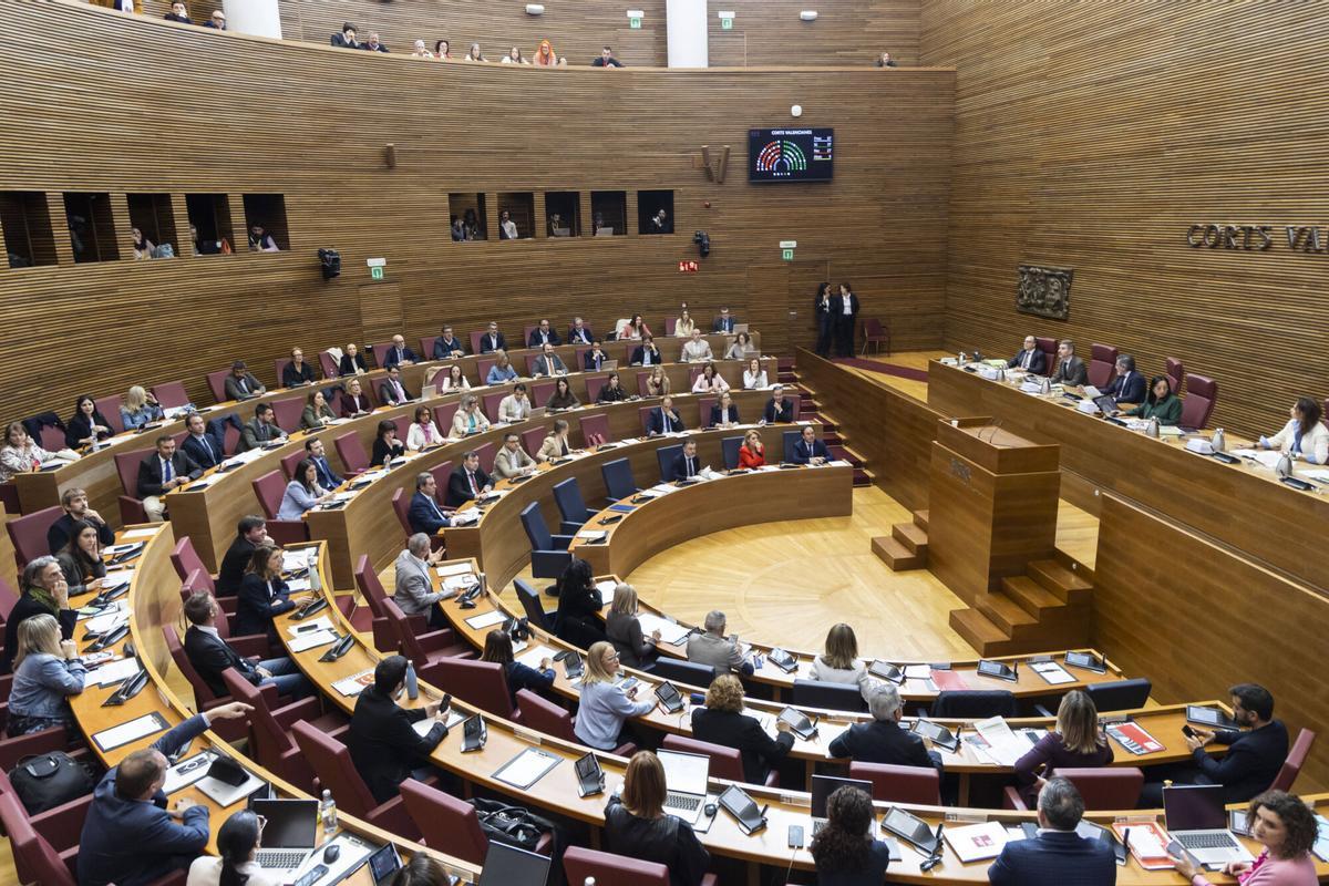 Valencia. VLC. Sesion de control de Les Corts al president de la Generalitat Valenciana Juan Francisco Perez Llorca