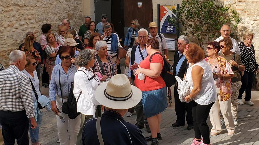 Ontinyent recibe en un año más de 7.000 turistas jubilados de toda España