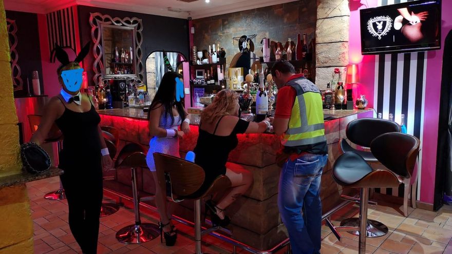 ¿Cómo funciona la trata de personas? Las detenciones se disparan en Tenerife