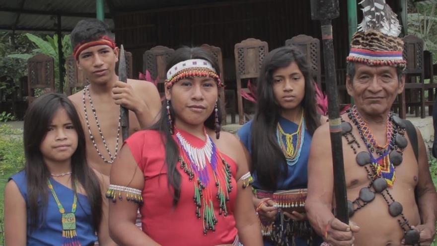 Los Shuar: del Amazonas a gestionar un centro de aguas termales en Ecuador