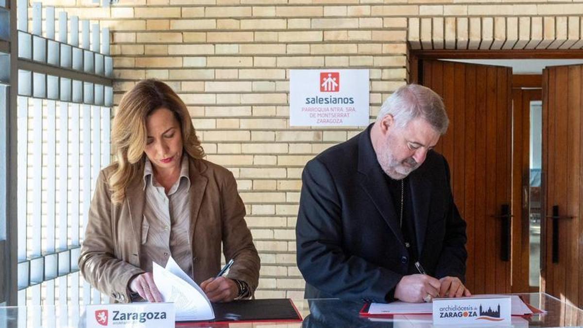 Presentación de los nuevos puntos seguros contra la violencia machista en parroquias, esta semana en Zaragoza.