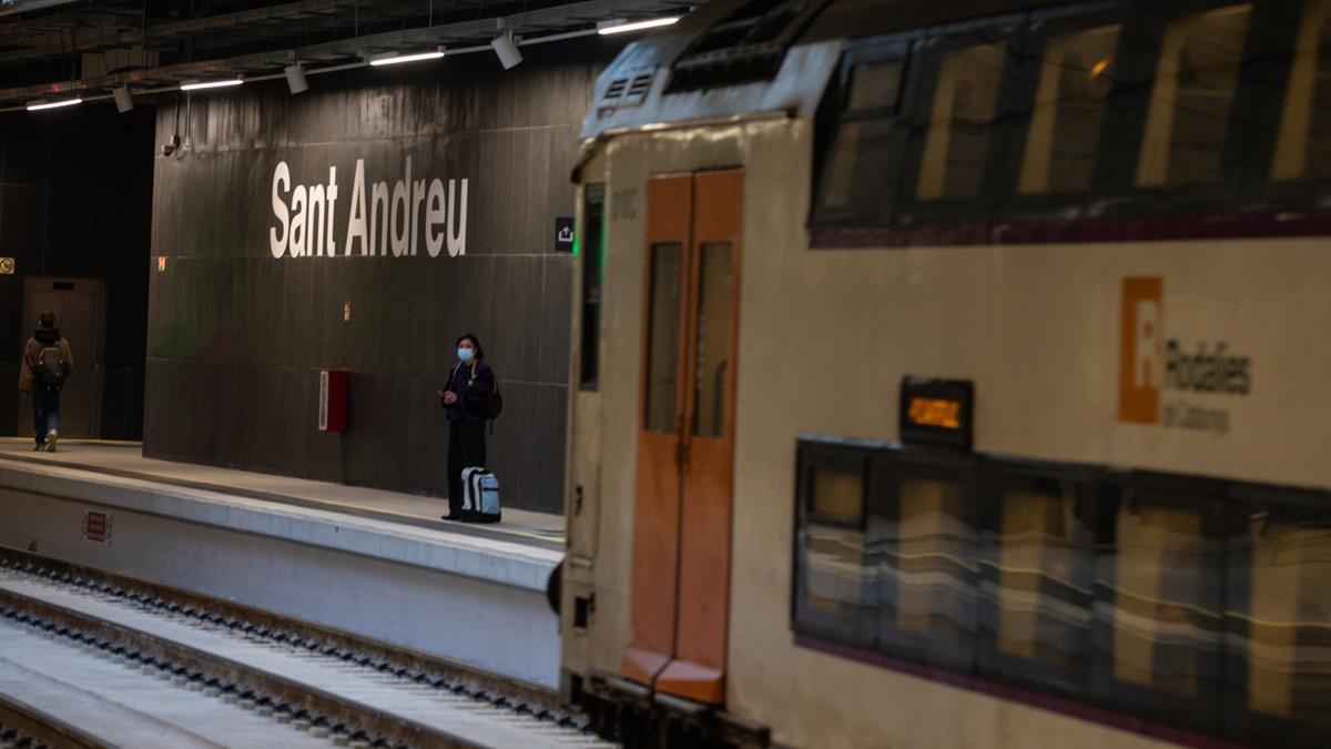 La estación de Rodalies de Sant Andreu entra en servicio