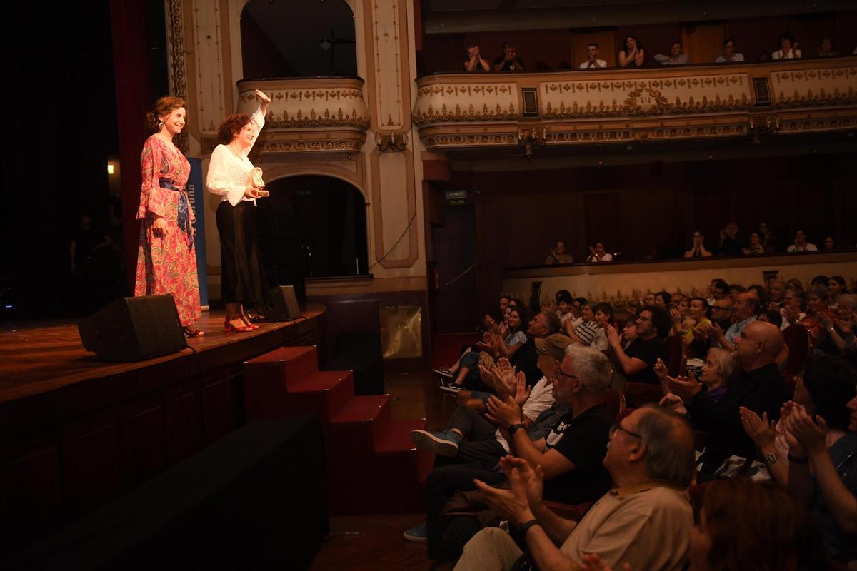 XXII Premios Opinión da Música de Raíz: as imaxes da gala, con Leilía e Tanxugueiras galardonadas