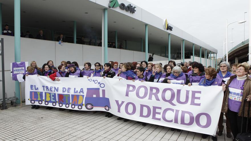 Cauce reúne en Ciaño a las protagonistas del «Tren de la libertad» diez años después