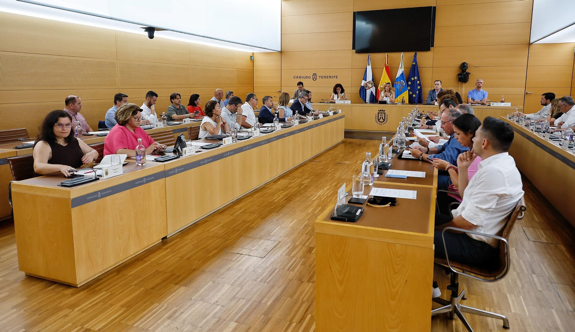 Cumbre del Cabildo de Tenerife con los municipios