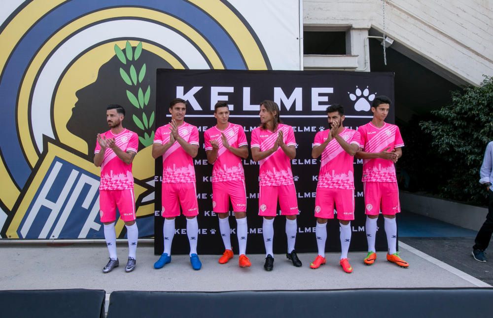 El Hércules presenta sus equipaciones más alicantinas